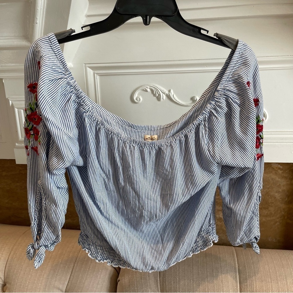 Ay: HOLLISTER Women Small PEASANT CROPPED TOP SHIRT - 3/4 SLEEVE - STRIPED